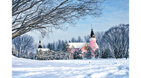 有多幢俄式建築的伏爾加莊園，帶來了異國情懷。