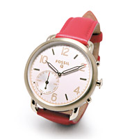 Fossil Q Tailor紅色限量版 $2,050（A）<br>特別採用紅色皮革錶帶和金色錶殼，全港僅有18隻，加上可配對手機，其強大的追蹤功能可計算用家的步數、睡眠質素等，助你輕易訂立健康計畫。