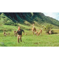 《俄羅紀公園》主角們被恐龍追逐的經典場面，也是古蘭尼牧場作背景。