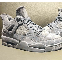 Air Jordan 4×Kaws 未定價