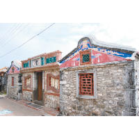 望安鄉內有充滿歷史及藝術價值的望安花宅聚落。