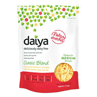 Daiya 純素芝士碎條（b）<br>主要成分為木薯粉，不含大豆或牛奶，但味道和口感均與真芝士無異，共有水牛芝士、車打芝士與香辣芝士3款口味。