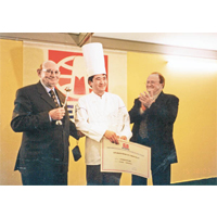 獲獎後實力有目共睹，不少歐洲餐廳即時向他招手，而他亦成為比利時一家米芝蓮3星餐廳的首席甜品師傅，殿定其甜品大師的地位。
