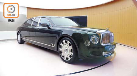 Mulsanne Grand Limousine全球只有12輛，有傳稅前身價高達100萬英鎊。