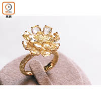 Nirav Modi Jasmine黃金鑲黃鑽戒指（鑽石重逾5卡） $25萬（A）