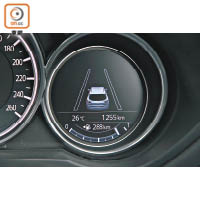 當偵測到汽車「不正常」越線，系統會自動作出修正或發出警告音效。