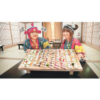 來到海產聞名的京都北部，可以挑戰自製100件手握壽司，木哥和杏子的作品賣相相當好，不知入口的味道又如何呢？