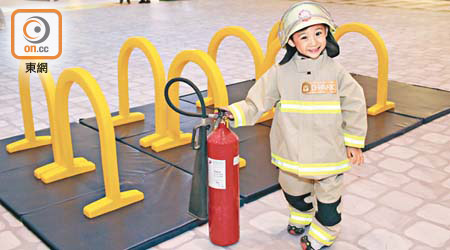 胸懷大志的小朋友可參加「小小消防員體驗日」。