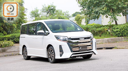 Toyota Noah Luxury