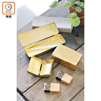 產自印度的黃銅小盒，亮澤輕身，方便攜帶。$190~$340不等