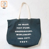 Obey黑色英文字Tote Bag $199（D）