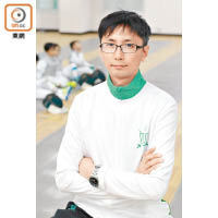 亞洲劍擊學院教練總監謝宇明