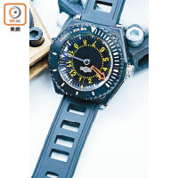  T1D2潛水錶（附原裝橡膠錶帶） $5,600、黑色錶圈 $1,300