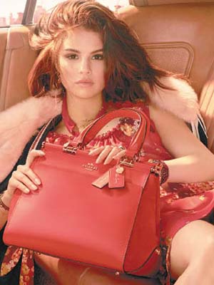 Selena Grace紅色手袋 $4,950