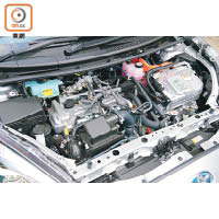 引擎以油電混合動力主導，可做出26.5km/L的低油耗水平。