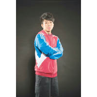 花式跳繩隊的導師是世界冠軍何柱霆，也是首位於「世界跳繩錦標賽」奪得金牌的華人。