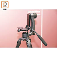 GHFG1液壓懸臂雲台適用於生態攝影，能夠負載專業級相機和長炮鏡頭。<br>售價：$4,690