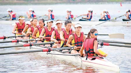 賽事以計分制進行，中大賽艇隊在女子8人單槳有舵手艇項目中奪冠。