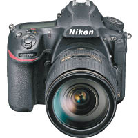 Nikon D850全片幅單反擁有4,570萬像素，感光度可達ISO 25,600，低光環境下影極光冇難度。<br>售價：$27,800（淨機身）（b）