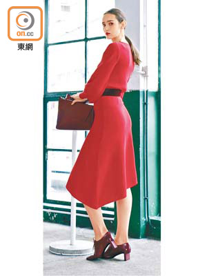 M & S紅色針織上衣 $699（B）<br>M & S紅色針織半截裙 $999（B）<br>COS紅色皮革手袋 $1,500（A）<br>COS紅色皮鞋 $1,500（A）