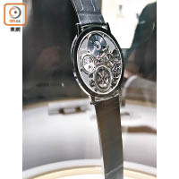 Piaget同樣推出超薄的Altiplano Ultimate Concept概念腕錶，腕錶厚度僅為2mm。（暫未發售）