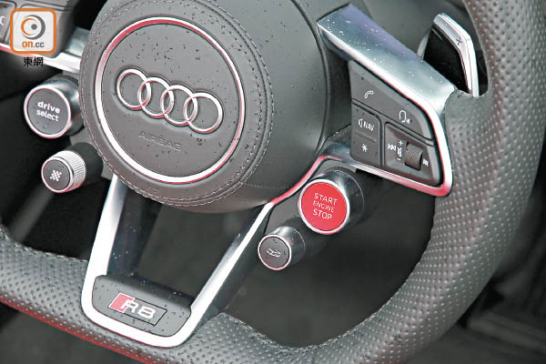 Audi R8 Spyder V10圖片9