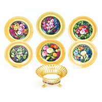 1套6隻「Flower Plates」是昔日皇帝送予爵士的禮物。