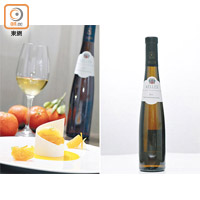 2013 Trockenbeerenauslese, Weingut Keller, Rheinhessen 配 柑桔啫喱‧芭菲‧雪葩：酒精度低的德國白葡萄酒，富接骨木花及杏仁香氣，還有清淡蜂蜜、杏仁和桃味，中度甜度而不膩口，不會蓋過水果的清新，除柑桔外，也可配荔枝、菠蘿、巨峰提子和士多啤梨等水果。