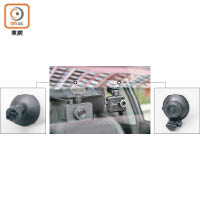 小米行車記錄儀（左）透過黏貼支架及靜電貼固定於擋風玻璃，而360記錄儀（右）則採用真空吸盤。