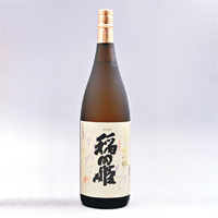 來自鳥取縣的稻田姬 特撰大吟釀，入口甘甜而富華麗香氣，是他首次認真品嘗的清酒，而酒名所代表的日本神話出雲故事，讓人加深了解日本酒和歷史文化的關係。