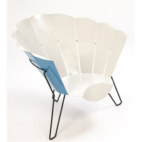 Madame Blue Chair：貝殼形座椅，設計靈感來自傳統的丹麥藍色餐具。