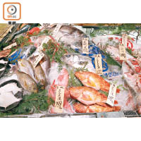 不少海產由鄰近的岸和田漁港和泉佐野漁港直送，保證新鮮。
