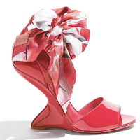 Salvatore Ferragamo Foulard紅色船踭涼鞋 $7,950（B）