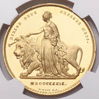 為了紀念維多利亞女王登基而推出的《Una and the Lion》，1839年發行，限量400枚，收藏價值極高。