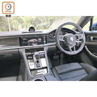 車廂布局與標準版Panamera相同，兼具豪華與運動氣息。