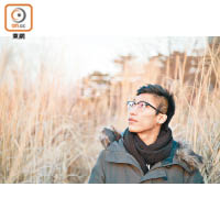 Kaikuen’s Profile<br>90後全職攝影師，擁有多年龍舟攝影經驗，曾多次接受報章訪問。<br>網址：www.facebook.com/kaikuen/