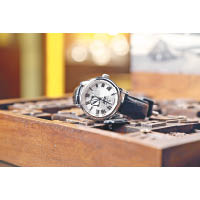 SPW-001型號腕錶備有24小時及日期顯示功能，限量500枚。<br>$5,900