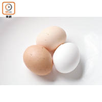 集合湖北、日本及美國3種雞蛋的炒蛋配方，用了近8個月時間鑽研而成。