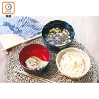 天時暑熱胃口麻麻，日本人很多時都會以冷麵取代米飯，以散發着菇菌及紫菜香氣的精進出汁浸濕麵條，配時令野菜既開胃又有營養。