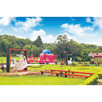 設有安徒生童話館的西湖渡假村，極適合小朋友來遊玩。