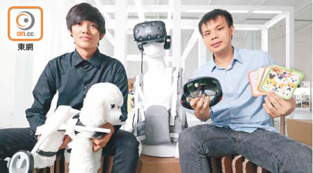何宗融（左）和李彥強（右）均是HKDI的畢業生，二人希望透過貼心的設計，改善動物的生活。