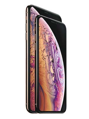 售價：$8,599（iPhone XS 64GB）、$9,899（iPhone XS 256GB）、$11,599（iPhone XS 512GB）、$9,499（iPhone XS Max 64GB）、$10,799（iPhone XS Max 256GB）、$12,499（iPhone XS Max 512GB）<br>（即日起接受預訂，9月21日開賣）