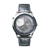 Slim d’Hermès GMT腕錶，鈀金錶殼，限量120枚。 $13萬（C）