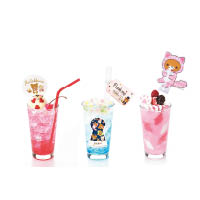3款特色飲品以粉紅及粉藍色為主調，充滿夢幻色彩。