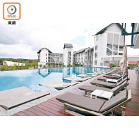 迪沙魯海岸的酒店均是高級度假酒店，設置齊全講究。