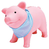 戴上圍巾的粉紅小膠豬，不期然想起電影《寶貝小豬嘜》的主角，好可愛呢！$168（b）