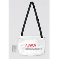 HERON PRESTON×NASA Messenger Bag $4,990（A）