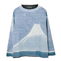 YOSHI KONDO藍色富士山圖案雙面上衣 $3,695（A）