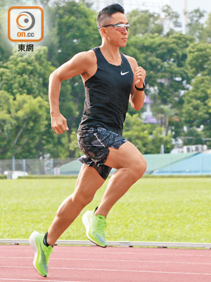 蘇凱男腳上的Nike Vaporfly NEXT%，深受全球頂尖跑手熱捧。$2,099 （A）