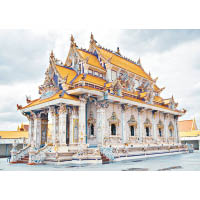 Wat Pariwat，近幾年經擴建整修，是曼谷的話題廟宇。